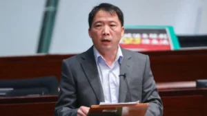 Wu Chi-wai arrives in the UK after authorities approve his six-month stay following border detention.