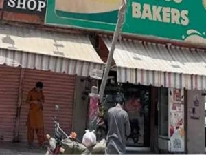 Traffic at Karachi's Disco Bakery intersection where the proposed flyover is planned.