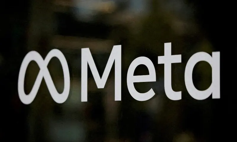 Meta, Facebook and Instagram logos