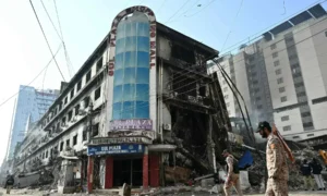 Court hearing related to the Gul Plaza fire investigation in Karachi.