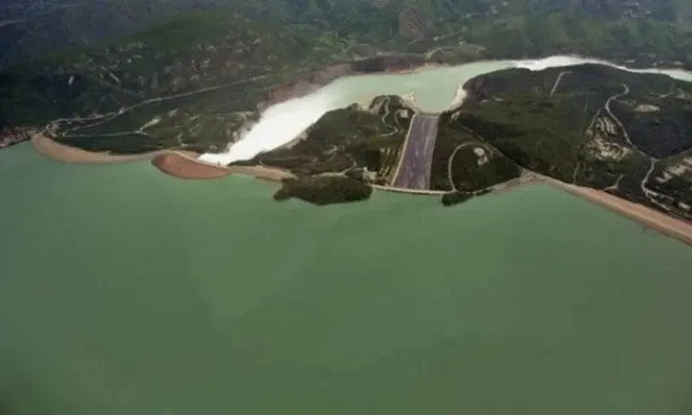 Tarbela Project cofferdam collapse at the Tarbela-5 Extension Hydropower Project.