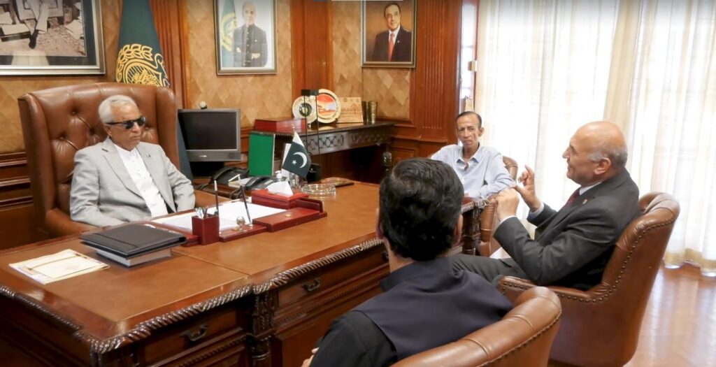 Sindh Governor Nehal Hashmi and Dr Kamal Aydin discuss Pakistan-Türkiye healthcare cooperation