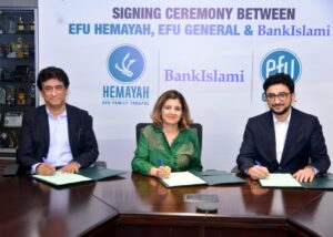 BankIslami and EFU officials at the microtakaful partnership signing ceremony.