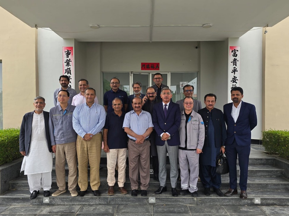 K-Electric and energy sector officials at the Thar Block-1 mine discussing indigenous coal expansion.