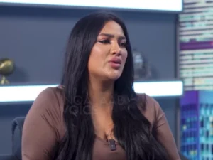 Pakistani television host Mathira discussing parenting and men's emotional health.