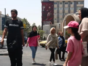 Iran and US tensions ease after Tehran offers to halt attacks during US strike pause.