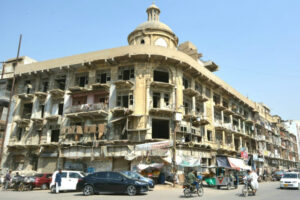 Dilapidated buildings in Karachi discussed during a Sindh PAC meeting on public safety.