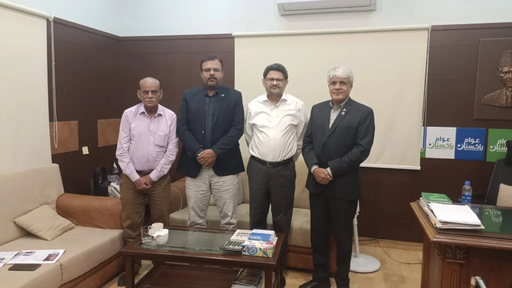 Miftah Ismail meeting media representatives at his Karachi office