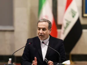Iranian forces maintain control over the Strait of Hormuz amid rising US and Gulf tensions.