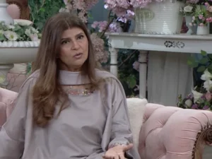 Pakistani actor Rubina Ashraf speaks about supporting women through postpartum depression and motherhood.