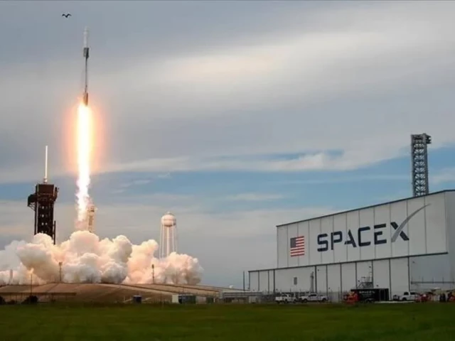 SpaceX Falcon 9 rocket launching during a Globalstar satellite mission