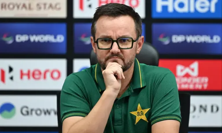Mike Hesson prepares Pakistan cricket team for Asian Games