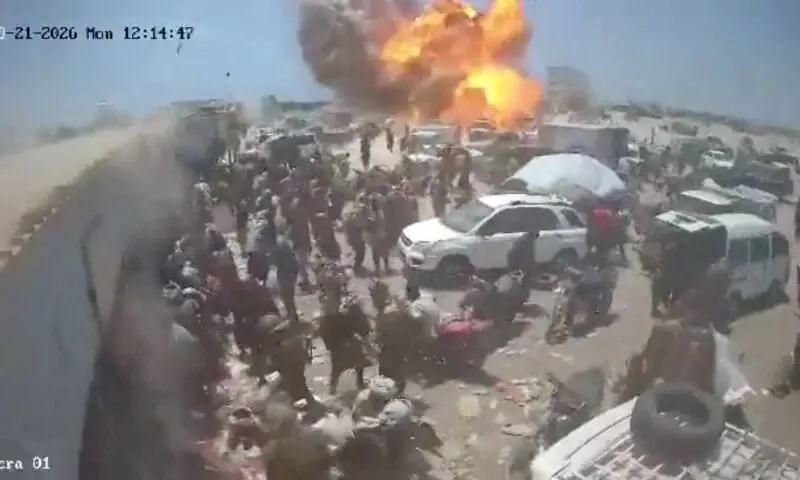 Saudi airstrikes in Yemen as Houthis threaten US interests