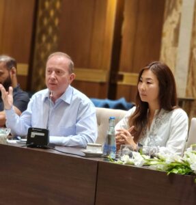 Philip Morris officials discuss tobacco regulation and smoke-free alternatives in Pakistan
