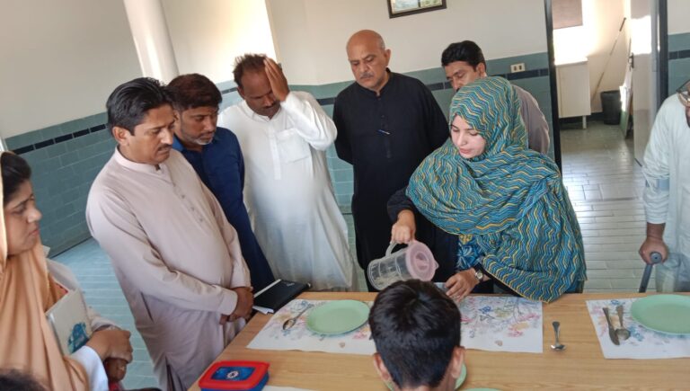 Sindh special education teachers complete training for blind and deaf students