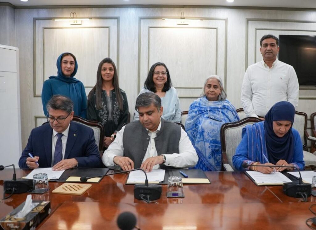 Sindh LUMS and Aga Khan University launch AI hub for maternal and child health