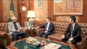 Feng Deheng meets Sindh Governor Nehal Hashmi at Governor House Karachi