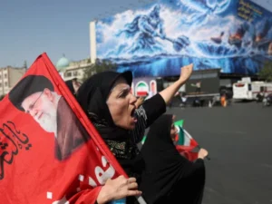 Iran US conflict and Strait of Hormuz diplomatic tensions
