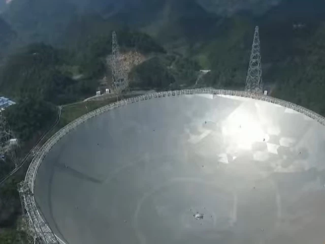 FAST telescope observing distant galaxies and cosmic star formation