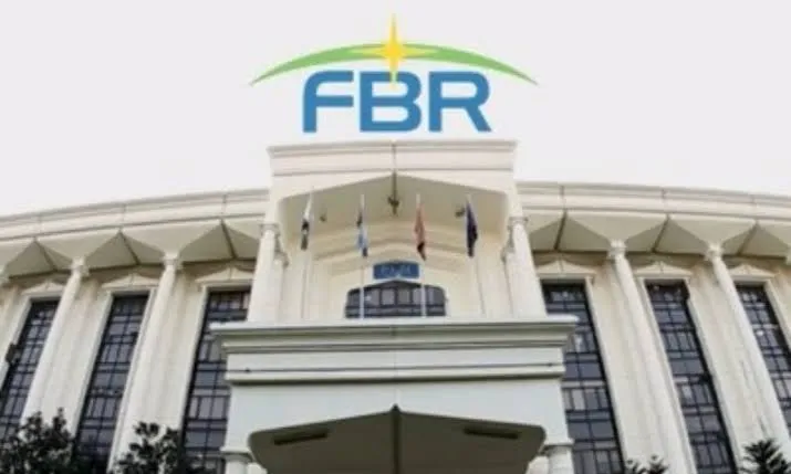 1. FBR officials conduct an enforcement operation against illicit trade in Pakistan.