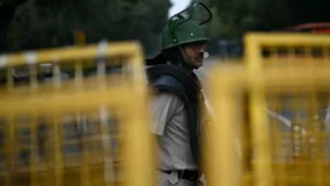 Indian police and security barricades in New Delhi ahead of protests over voter-roll revision.